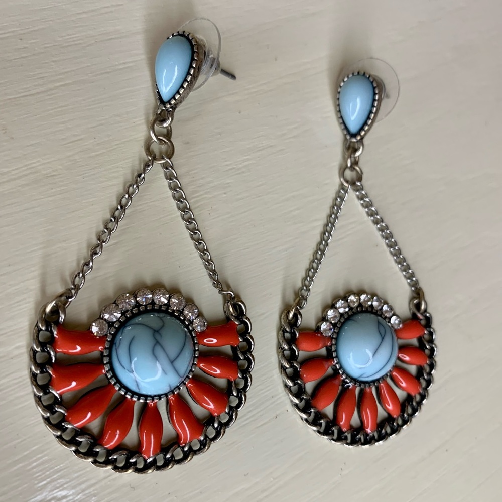 💎 2 For 1 Earrings, Costume Jewelry, Worn Once. ✨